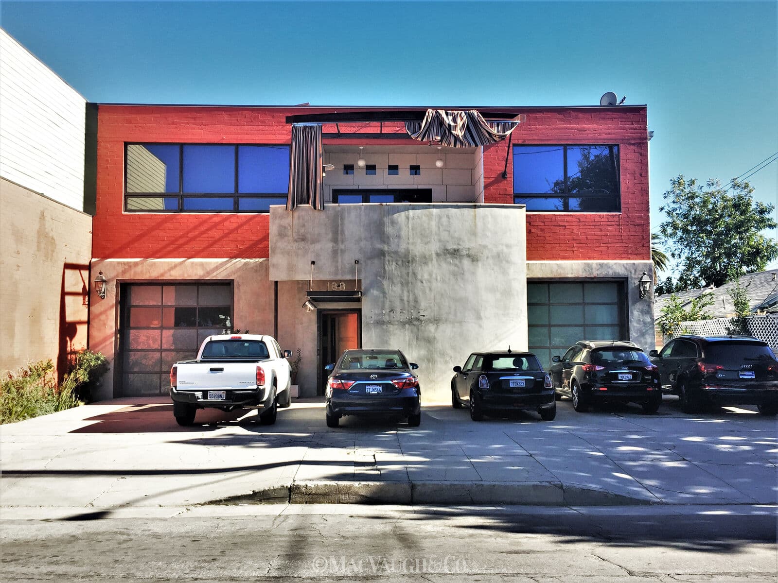 Building at 188 N Holliston Ave