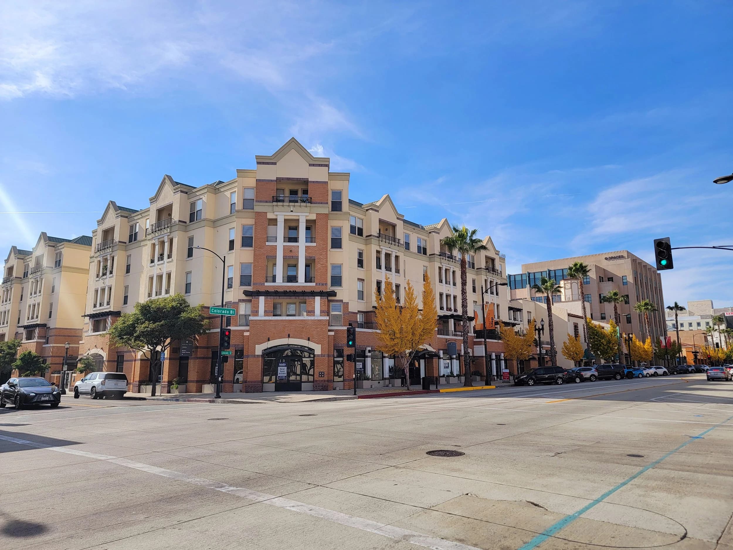 Building at 720 E Colorado Blvd