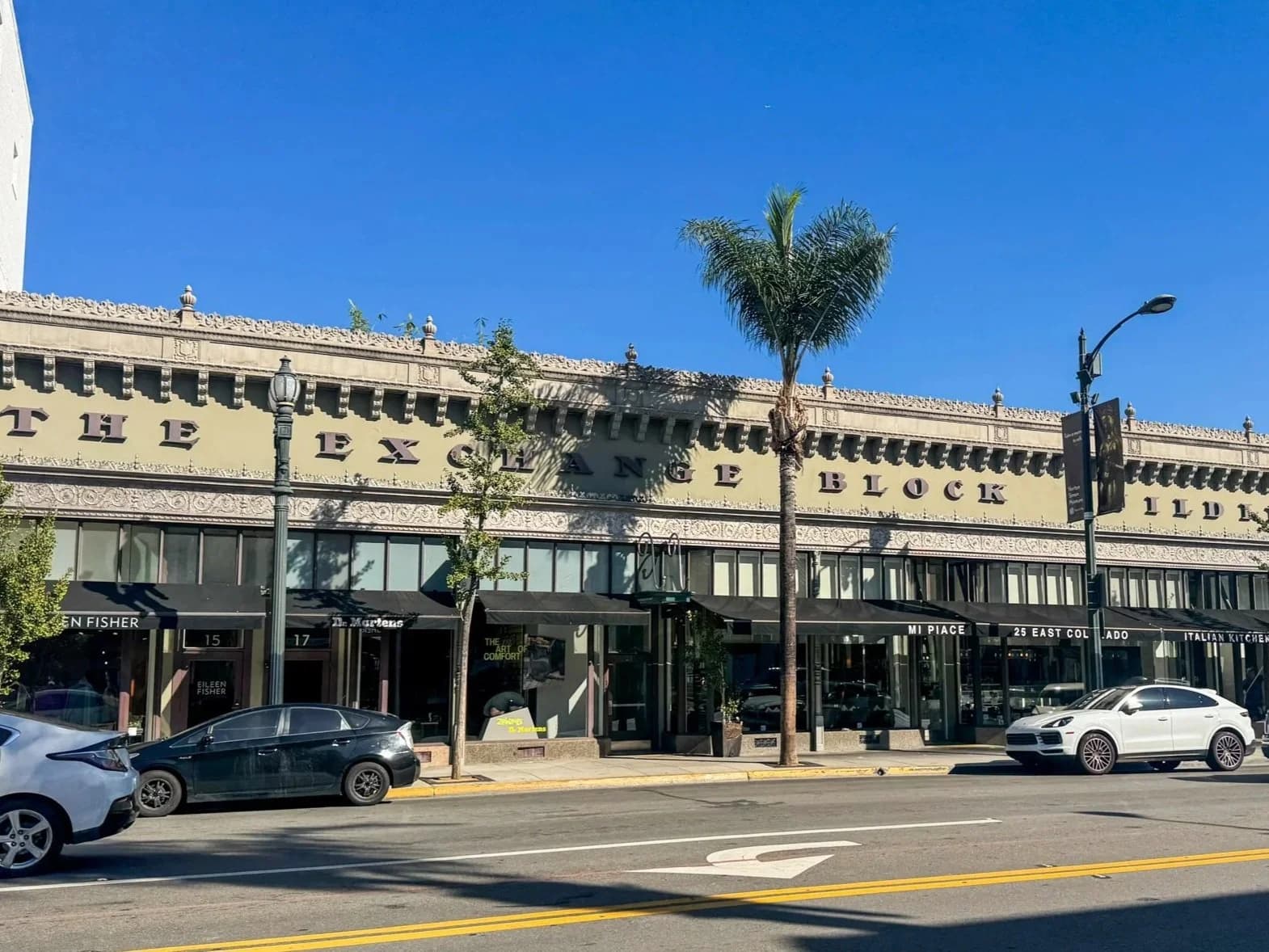 Building at 23 E Colorado Blvd